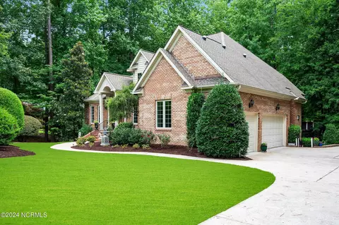 Exterior - 210 Connecticut Dr, Chocowinity, NC 27817 photo 1 of 11
