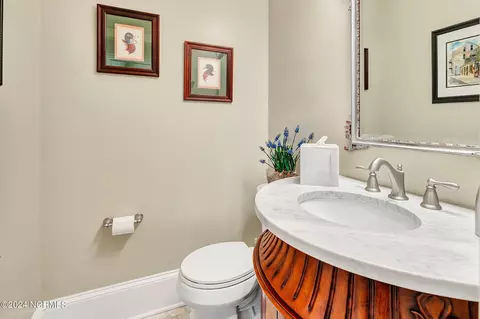 Bath - 210 Connecticut Dr, Chocowinity, NC 27817 photo 1 of 9