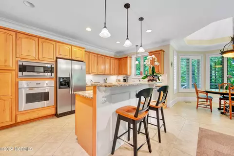 Kitchen - 210 Connecticut Dr, Chocowinity, NC 27817 photo 3 of 5