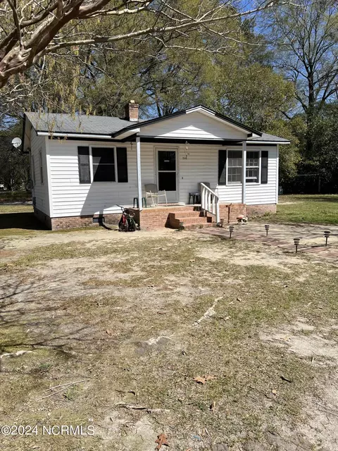 350 Grant St, Laurinburg, NC 28352