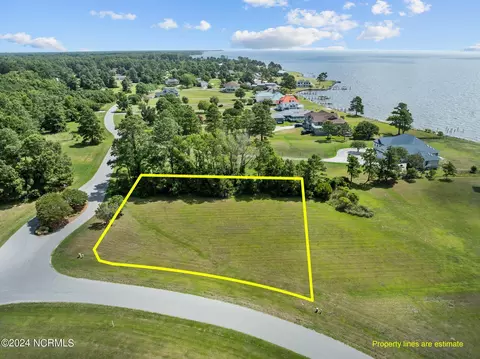 3001 Maritime Dr, Oriental, NC 28571