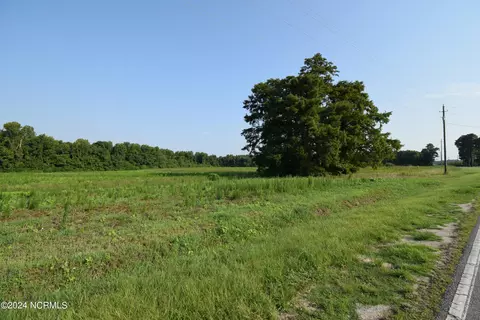 4030 Leary Mills Rd, Vanceboro, NC 28586
