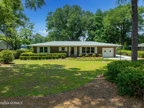 122 Green Forest Dr, Wilmington, NC 28409