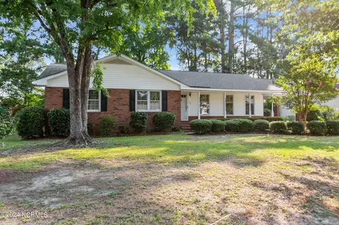 307 Kirkland Dr, Greenville, NC 27858