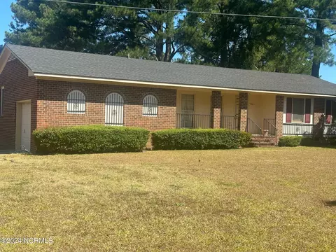 1624 King Cir, Rocky Mount, NC 27801