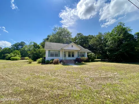 6442 Nc-306 Hwy S, Arapahoe, NC 28510