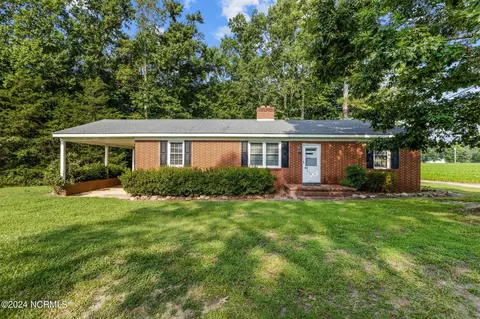 6750 Race Track Rd, Castalia, NC 27816