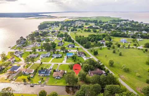 103 Wood Duck Dr, Currituck, NC 27929