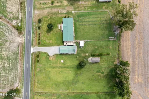 168 Hc Powers Rd, Wallace, NC 28466 photo 4