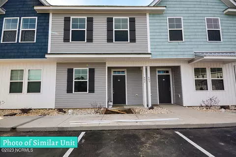 315 Starfish Ln, Sneads Ferry, NC 28460
