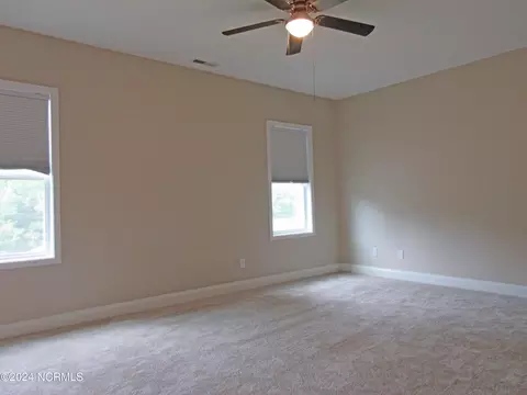 Bedroom - 420 Wolfe Ln, Hubert, NC 28539 photo 2 of 8