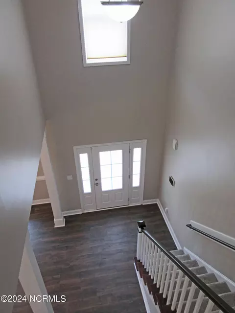 Entry Way - 420 Wolfe Ln, Hubert, NC 28539 photo 2 of 2