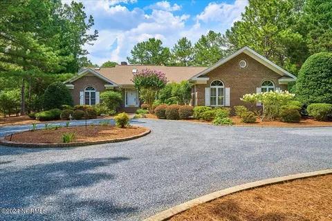 26 Ashkirk Dr, Pinehurst, NC 28374