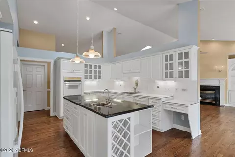 Kitchen - 26 Ashkirk Dr, Pinehurst, NC 28374 photo 4 of 5