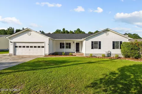 452 High Hill Rd, Jacksonville, NC 28540