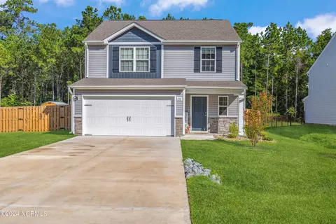 192 Poppleton Dr, Hampstead, NC 28443