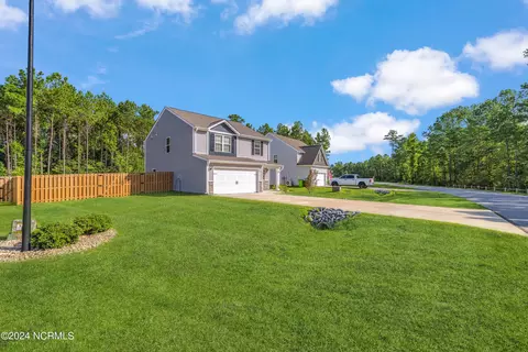 192 Poppleton Dr, Hampstead, NC 28443 photo 3