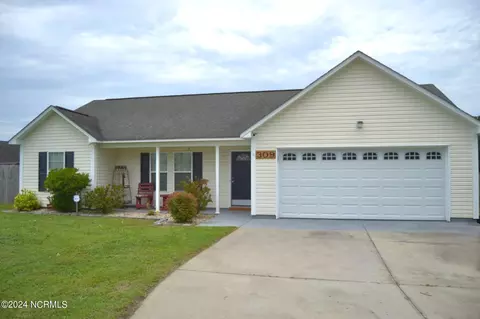 309 Caleb Ct, Beulaville, NC 28518