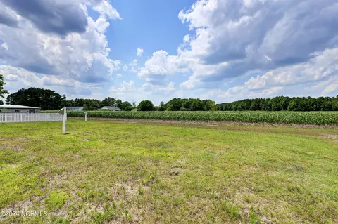 45 Old Maple Hill Rd, Maple Hill, NC 28454 photo 35