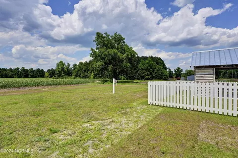 45 Old Maple Hill Rd, Maple Hill, NC 28454 photo 37