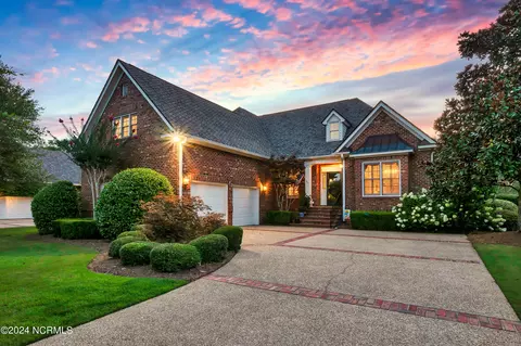 2009 Kenilworth Ln, Wilmington, NC 28405