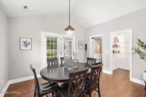 210 Murdock Way, New Bern, NC 28560 photo 13
