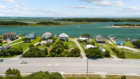176 Cedar Point Blvd, Cedar Point, NC 28584 photo 3