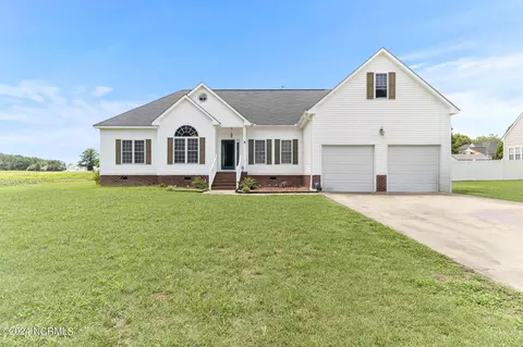 4200 Georgetown Dr N, Wilson, NC 27896