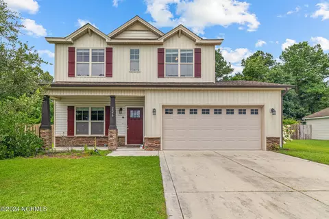 226 Hidden Oaks Dr, Jacksonville, NC 28546