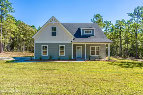 1107 Cameron Hill Rd #2, Cameron, NC 28326