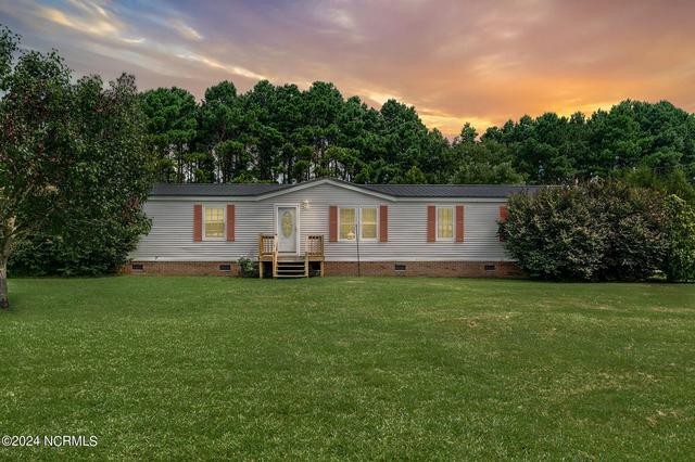 3206 Fountaintown Rd, Chinquapin, NC 28521