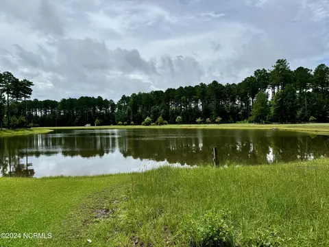 4802 Delft Dr, New Bern, NC 28562