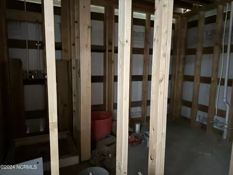 Bath - 237 Core Rd, Richlands, NC 28574 photo 1 of 1