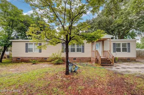 132 Westover Dr, Leland, NC 28451