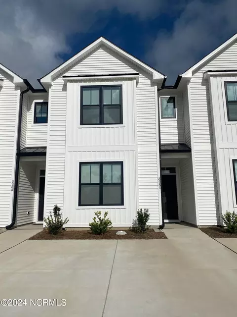 8284 Paramount Pt, Winnabow, NC 28479