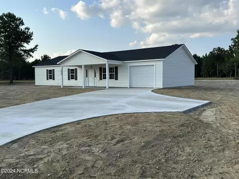 2099 Rowan Rd, Clinton, NC 28328