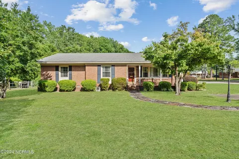 904 Morningside Dr, Rockingham, NC 28379