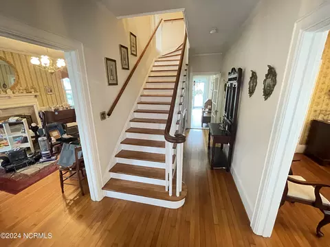 Entry Way - 120 E John St, Mount Olive, NC 28365 photo 1 of 7