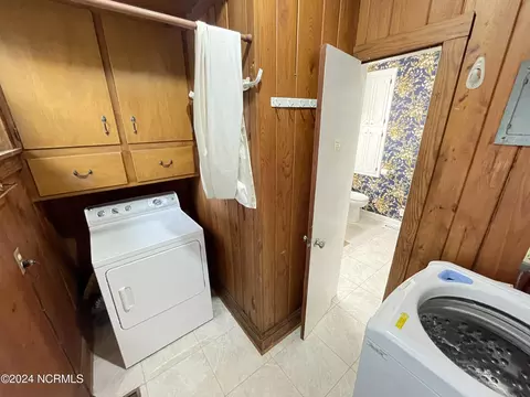 Other - 120 E John St, Mount Olive, NC 28365 photo 4 of 12