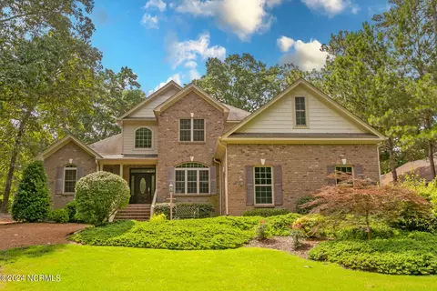 14 Mcnish Rd, Southern Pines, NC 28387