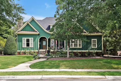 417 Marsh Oaks Dr, Wilmington, NC 28411