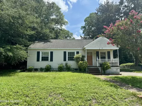 726 Woodlawn Ave, Wilmington, NC 28401