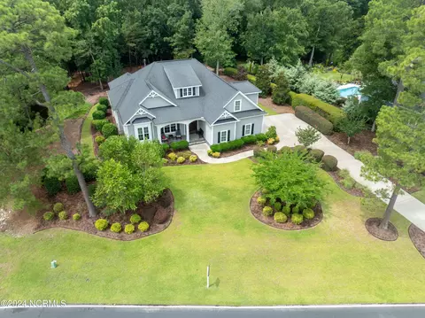 2940 Legends Dr, Southport, NC 28461