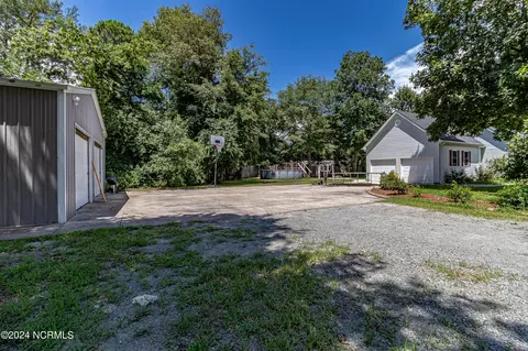 Exterior - 107 Byrd Rd, Dudley, NC 28333 photo 3 of 18