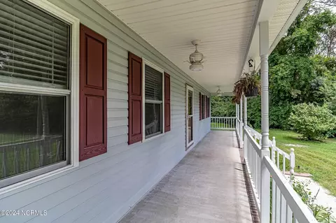 Exterior - 107 Byrd Rd, Dudley, NC 28333 photo 8 of 18