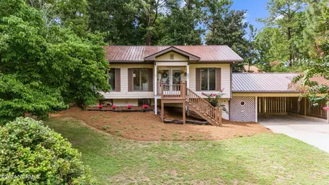 495 Spring Lake Dr, Pinehurst, NC 28374