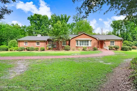 406 N Front St, Pink Hill, NC 28572