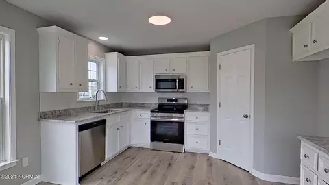 3780 Dover Dr, Ayden, NC 28513 photo 13