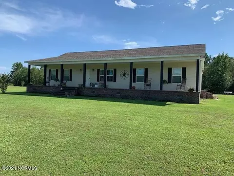 2396 Walter Todd Rd, Clarendon, NC 28432