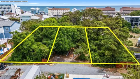 1004 S Second St, Carolina Beach, NC 28428